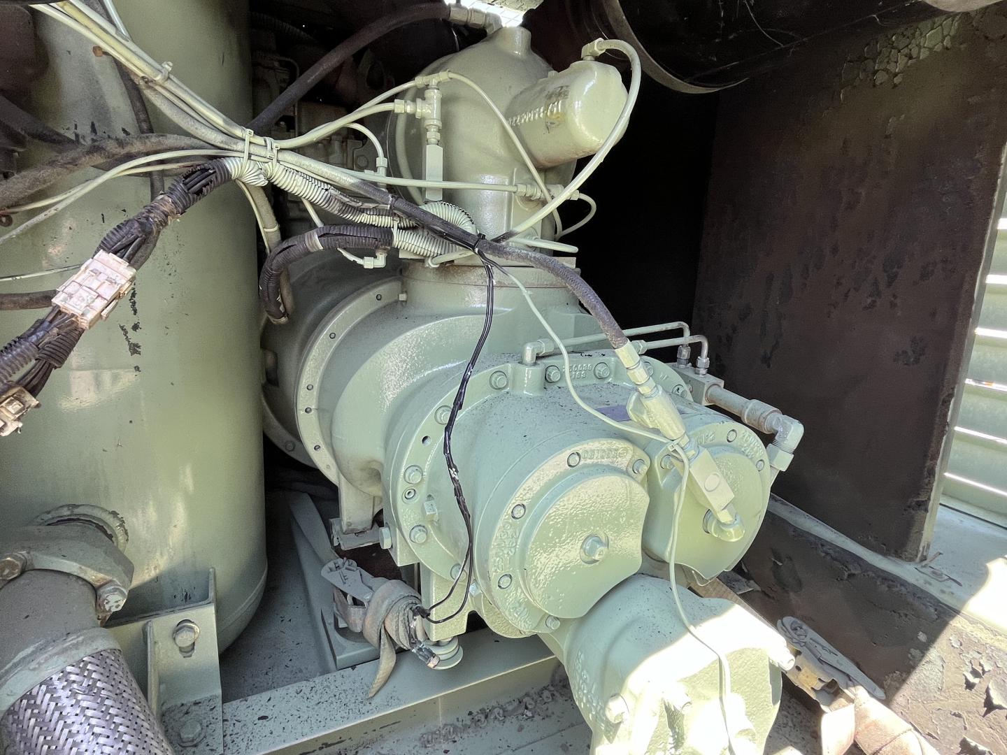 ./imagenes/INVOICE/2019/16904/COMPRESOR SULLAIR 900HD TQ 900 (36).JPG